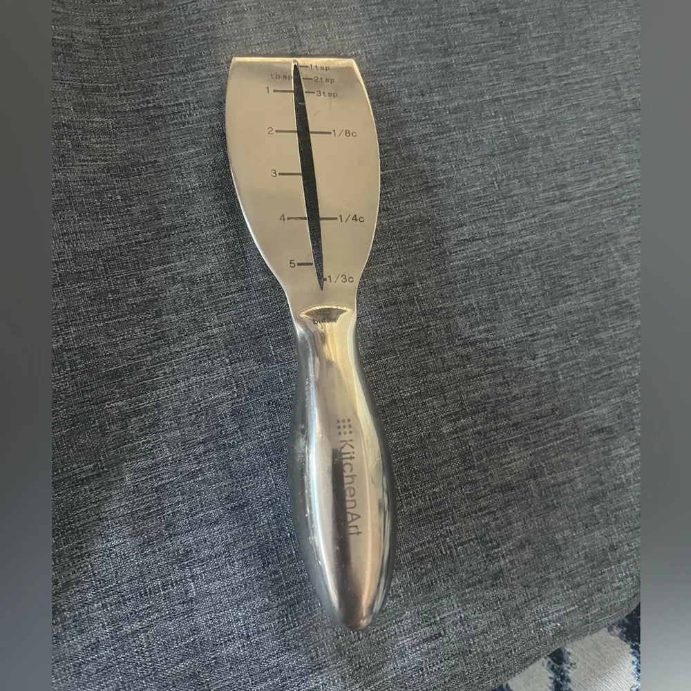 KITCHENAID Silver Measuring Tool. EEEUC